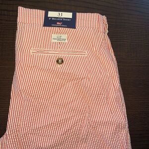Men’s shorts Vineyard Vines Size 31 NWT 9 inch breaker shorts